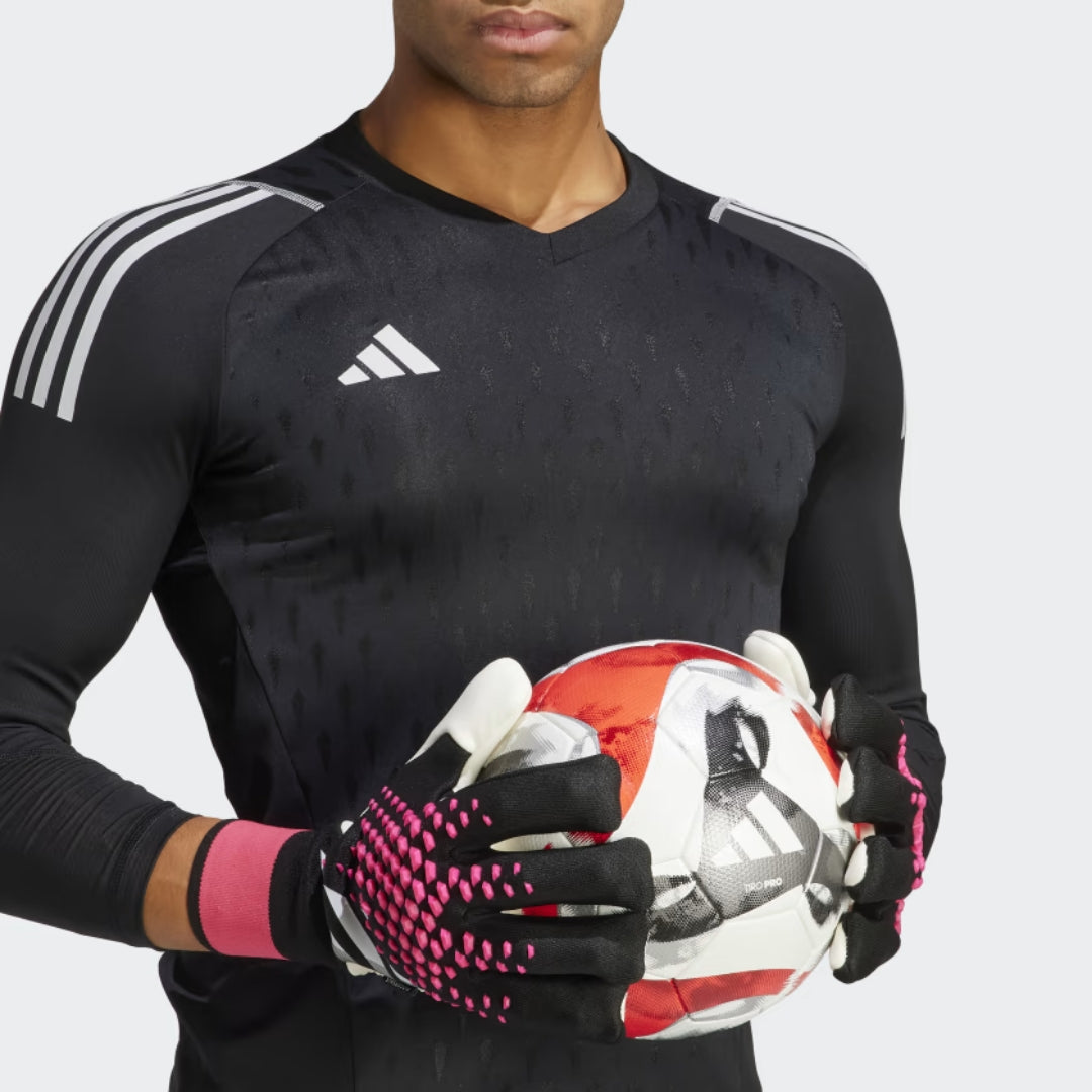 Predator Pro Goalkeeper Gloves